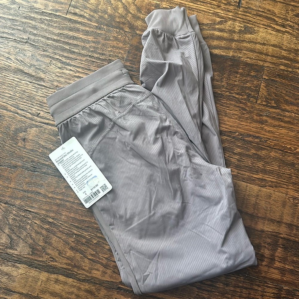 Lululemon Beyond the Studio Jogger